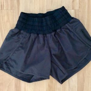 •Lululemon• Running Shorts